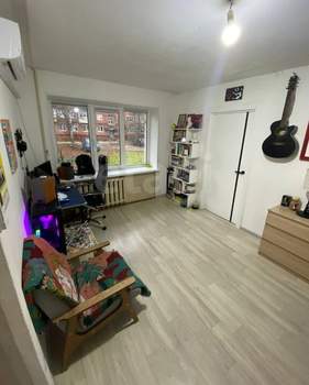 2-к квартира, вторичка, 45м2, 1/5 этаж