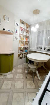 3-к квартира, вторичка, 72м2, 1/10 этаж