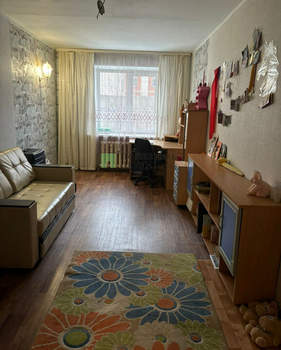 3-к квартира, вторичка, 72м2, 1/10 этаж