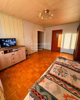 3-к квартира, вторичка, 54м2, 9/9 этаж