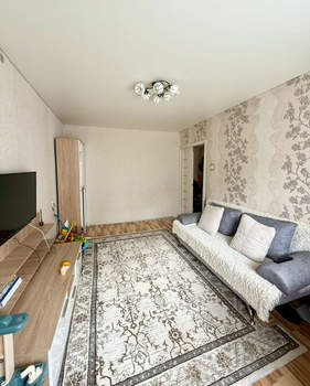 2-к квартира, вторичка, 43м2, 1/9 этаж
