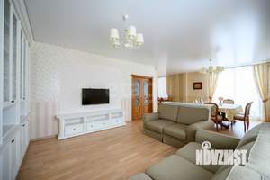 3-к квартира, вторичка, 110м2, 2/12 этаж