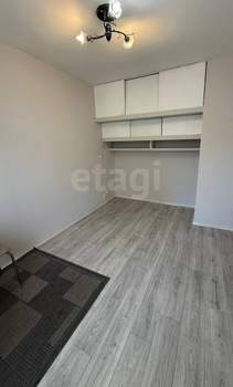 3-к квартира, вторичка, 58м2, 3/5 этаж