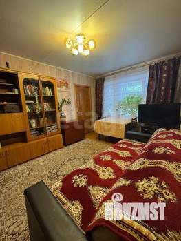 3-к квартира, вторичка, 53м2, 1/9 этаж