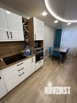 4-к квартира, вторичка, 101м2, 11/17 этаж