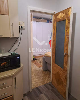 2-к квартира, вторичка, 42м2, 4/5 этаж