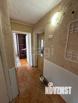 2-к квартира, вторичка, 42м2, 1/4 этаж