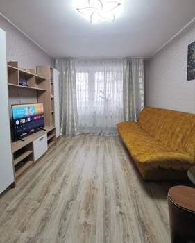 2-к квартира, вторичка, 56м2, 3/18 этаж