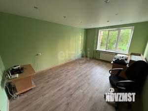 4-к квартира, вторичка, 80м2, 1/9 этаж