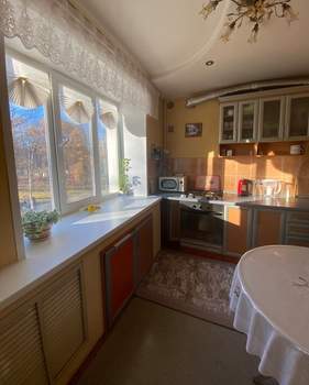 Студия квартира, вторичка, 37м2, 3/5 этаж