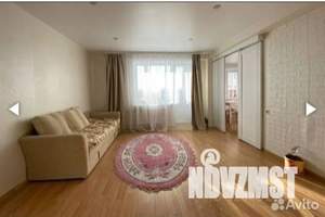 2-к квартира, вторичка, 63м2, 11/17 этаж