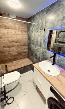 2-к квартира, вторичка, 52м2, 12/18 этаж