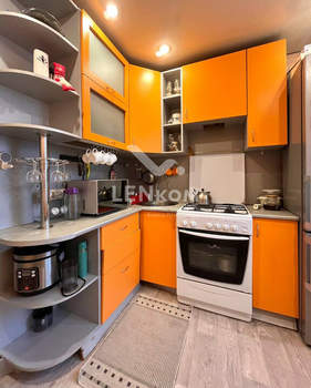 2-к квартира, вторичка, 42м2, 5/5 этаж