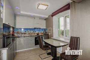 2-к квартира, вторичка, 64м2, 9/18 этаж