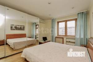 4-к квартира, вторичка, 127м2, 7/10 этаж