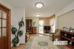 3-к квартира, вторичка, 138м2, 1/13 этаж