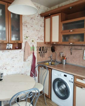 4-к квартира, вторичка, 68м2, 9/9 этаж