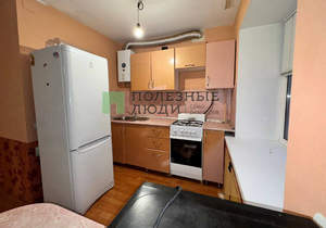 2-к квартира, вторичка, 42м2, 2/2 этаж