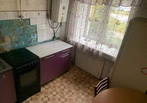 2-к квартира, вторичка, 49м2, 1/4 этаж