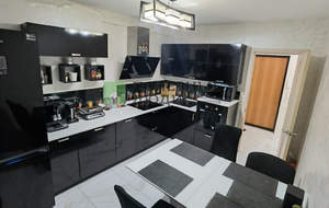 3-к квартира, вторичка, 74м2, 11/17 этаж
