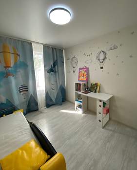 3-к квартира, вторичка, 56м2, 1/9 этаж