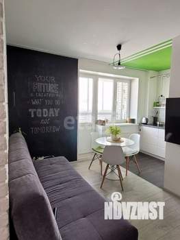 2-к квартира, вторичка, 52м2, 10/18 этаж