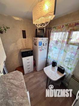 3-к квартира, вторичка, 54м2, 1/9 этаж