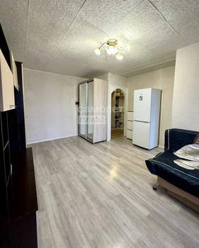 3-к квартира, вторичка, 42м2, 4/5 этаж