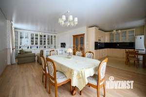 3-к квартира, вторичка, 110м2, 2/12 этаж