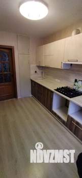 3-к квартира, вторичка, 61м2, 10/10 этаж