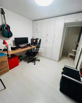 3-к квартира, вторичка, 55м2, 9/9 этаж