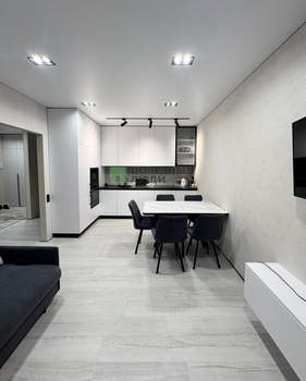 4-к квартира, вторичка, 82м2, 12/17 этаж