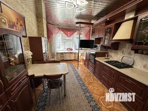 4-к квартира, вторичка, 129м2, 4/10 этаж