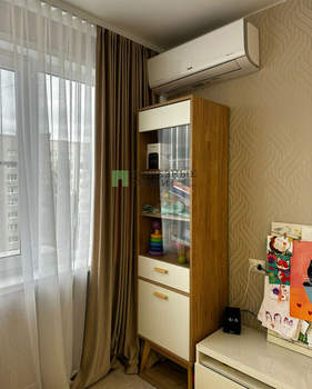 3-к квартира, вторичка, 57м2, 8/9 этаж