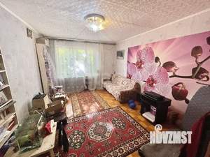 3-к квартира, вторичка, 55м2, 1/9 этаж