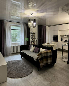 3-к квартира, вторичка, 65м2, 1/10 этаж