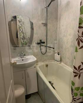 5-к квартира, вторичка, 82м2, 1/9 этаж