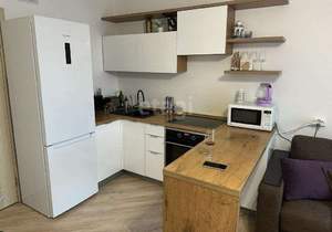 2-к квартира, вторичка, 65м2, 16/16 этаж