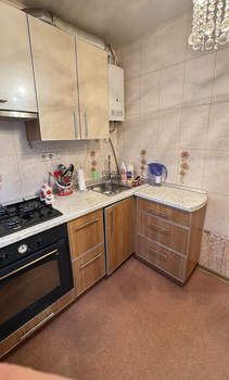 2-к квартира, вторичка, 45м2, 1/5 этаж