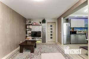 2-к квартира, вторичка, 64м2, 9/18 этаж