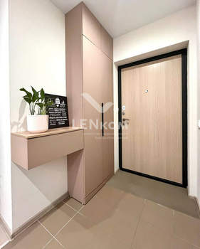 2-к квартира, вторичка, 50м2, 1/16 этаж