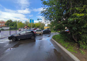 2-к квартира, вторичка, 44м2, 1/4 этаж
