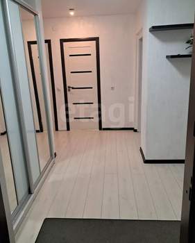 2-к квартира, вторичка, 64м2, 2/18 этаж