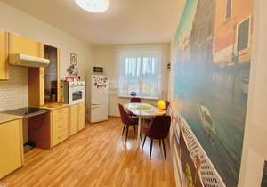 2-к квартира, вторичка, 64м2, 4/16 этаж