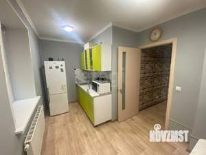 2-к квартира, вторичка, 56м2, 1/18 этаж