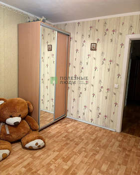 3-к квартира, вторичка, 72м2, 1/10 этаж
