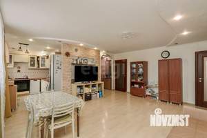 4-к квартира, вторичка, 105м2, 2/5 этаж